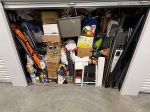 7 x 10 storage unit in Seattle, WA