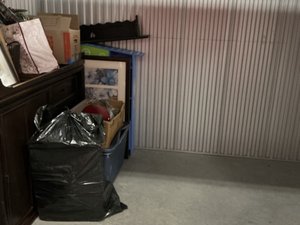 10 x 7 storage unit in Naples, FL