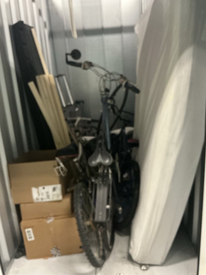 5 x 10 storage unit in Naples, FL
