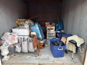 10 x 15 storage unit in Houston, TX