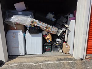 10 x 10 storage unit in Houston, TX