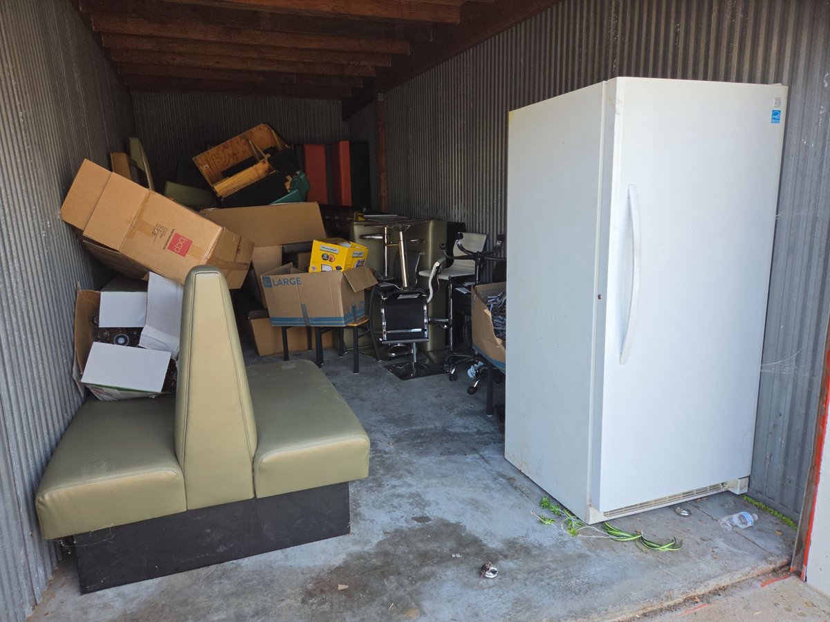 10 x 25 storage unit in Houston, TX