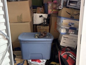 5 x 10 storage unit in Old Bridge, NJ