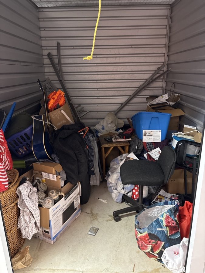7 x 10 storage unit in Old Bridge, NJ