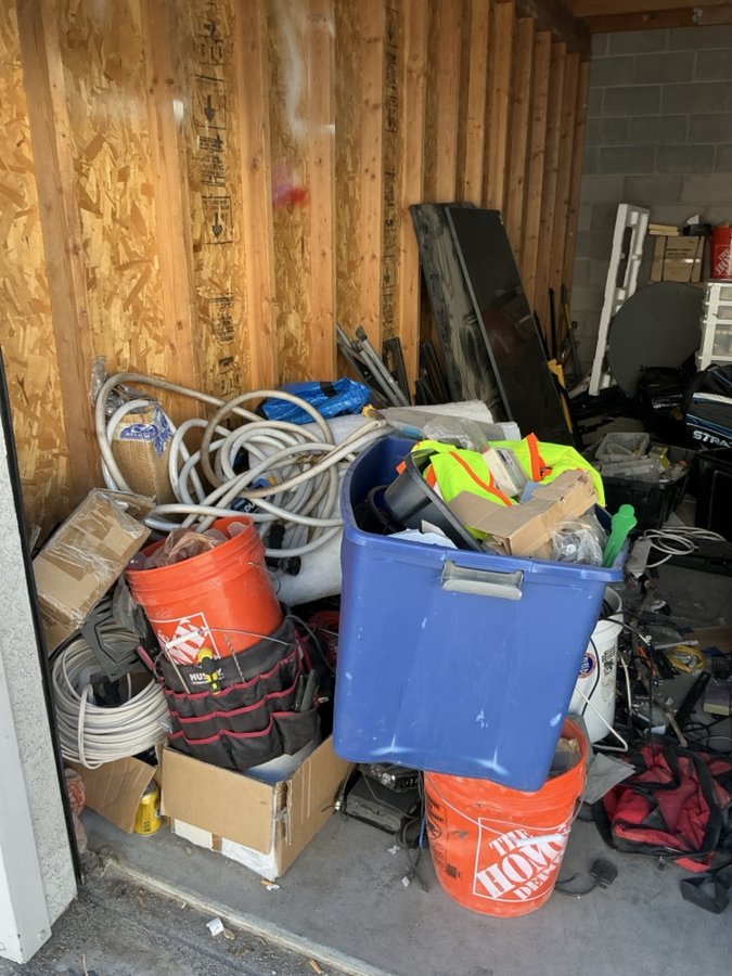 10 x 20 storage unit in Las Vegas, NV