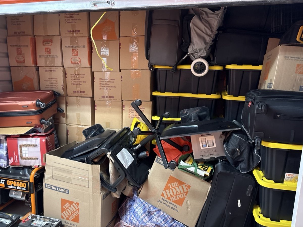 10 x 10 storage unit in Old Bridge, NJ
