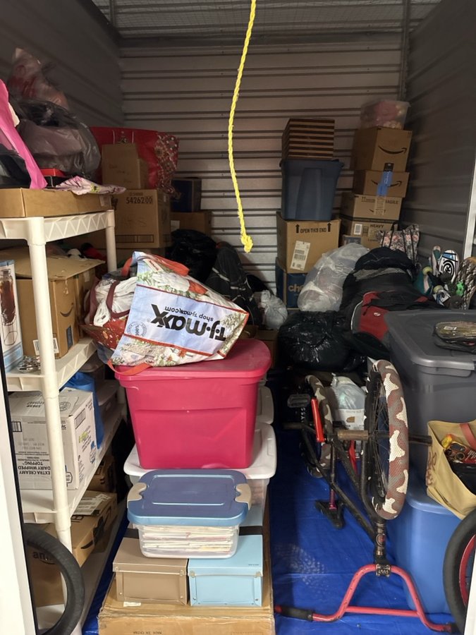 7 x 10 storage unit in Old Bridge, NJ