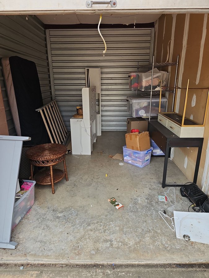 10 x 15 storage unit in Rosenberg, TX