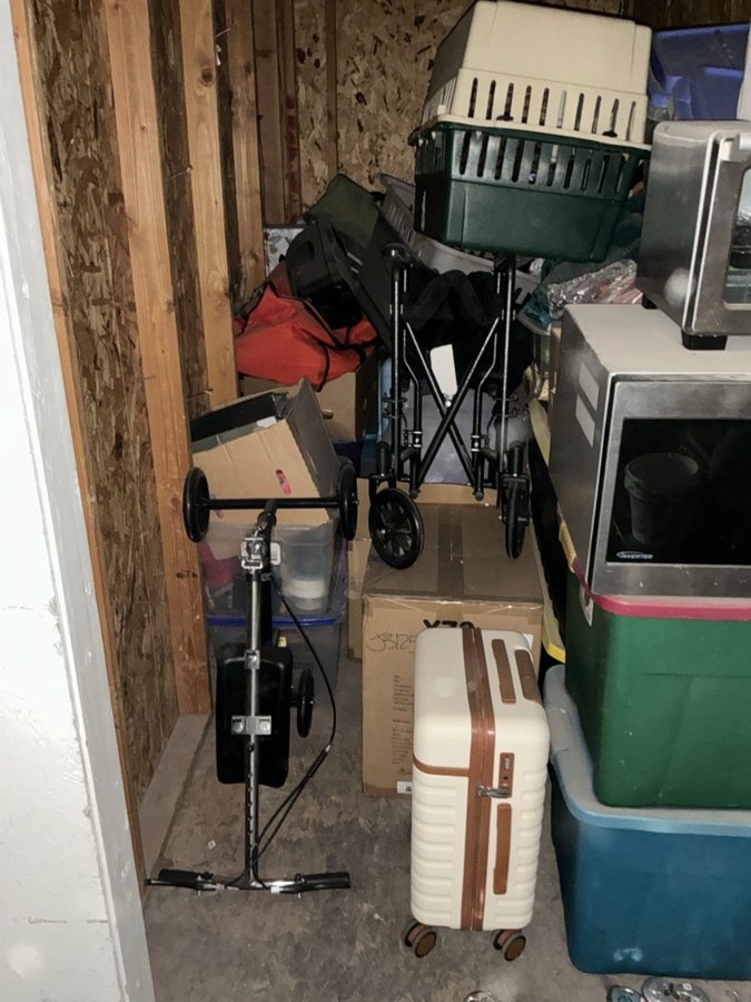 5 x 10 storage unit in Las Vegas, NV