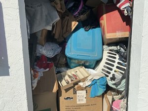 5 x 10 storage unit in Naples, FL