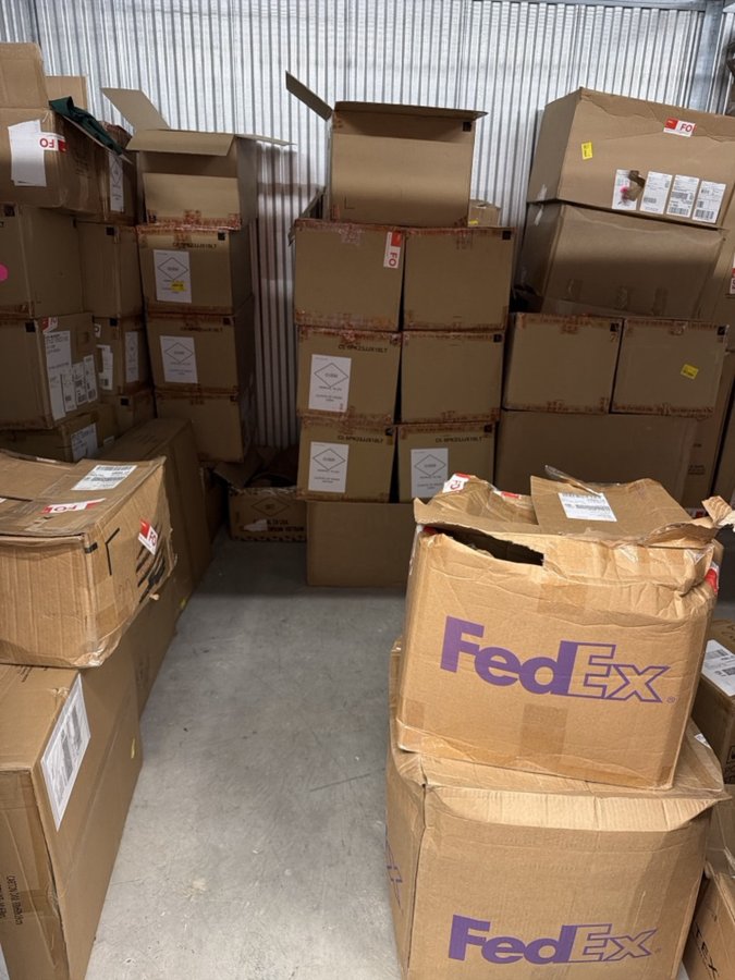 10 x 30 storage unit in Miami, FL