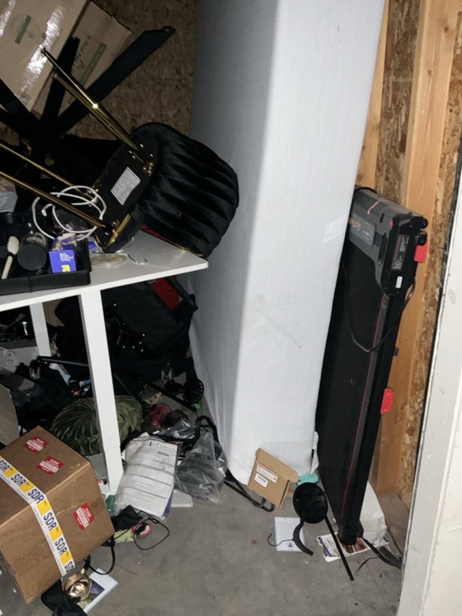 10 x 15 storage unit in Las Vegas, NV