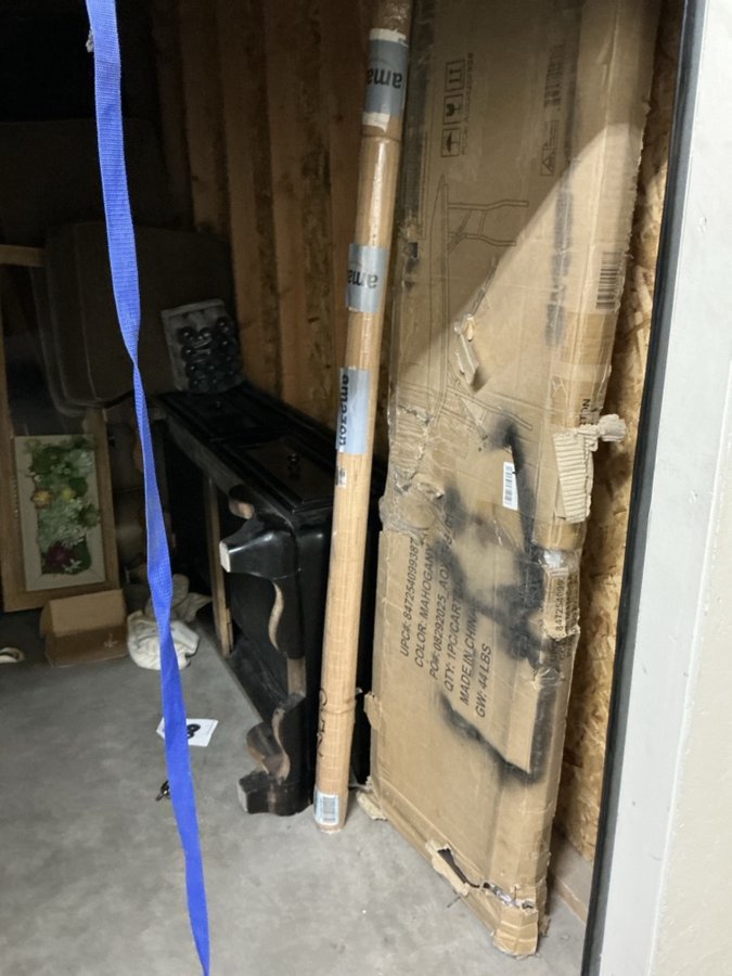 10 x 10 storage unit in Las Vegas, NV
