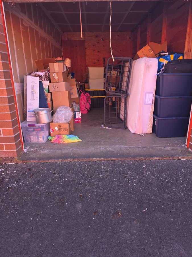10 x 20 storage unit in Tigard, OR