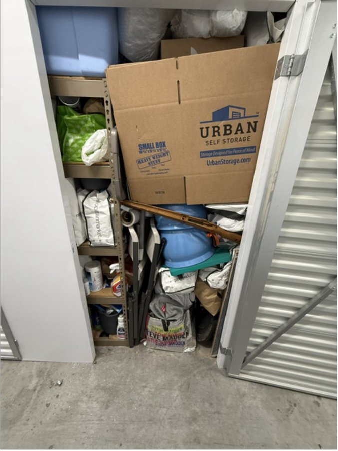 6 x 4 storage unit in Seattle, WA