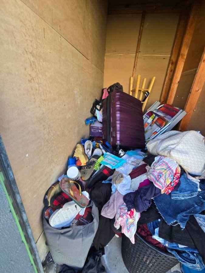 4 x 8 storage unit in Kailua-Kona, HI