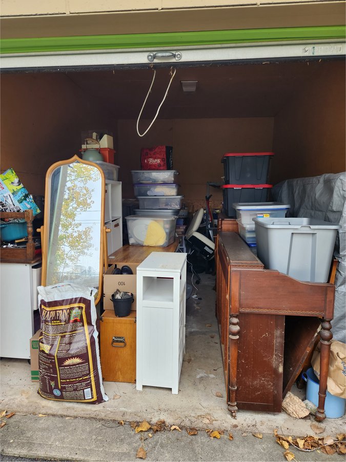 10 x 15 storage unit in Rochester, NY