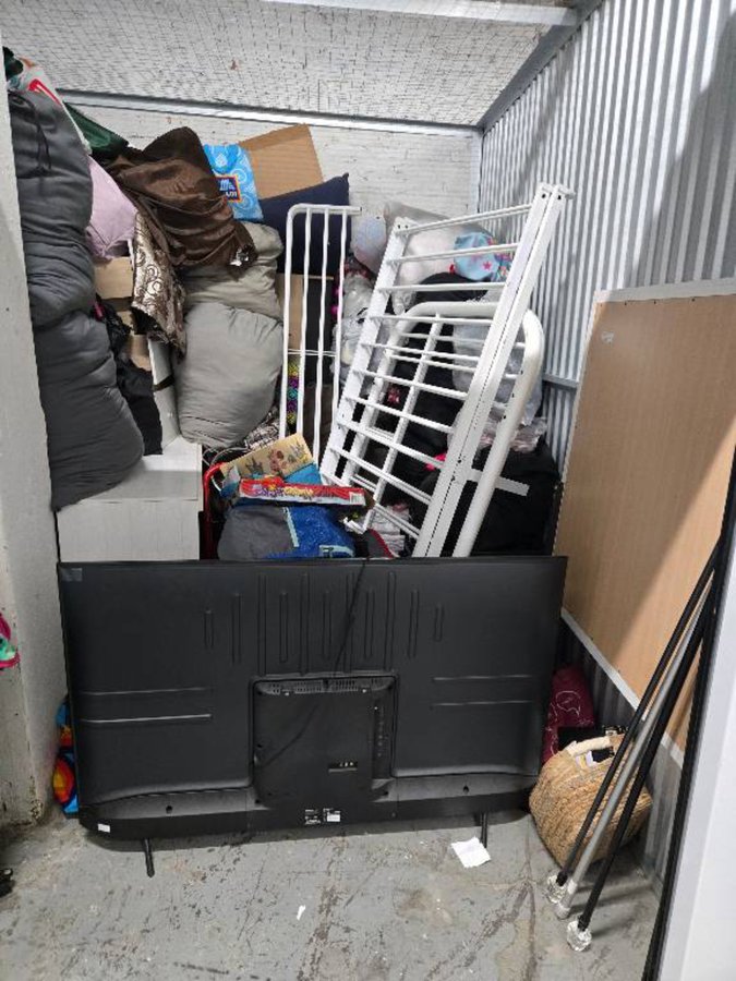 10 x 10 storage unit in Chicago, IL