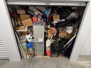 10 x 8 storage unit in Seattle, WA