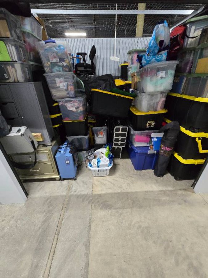 10 x 10 storage unit in Merrillville, IN