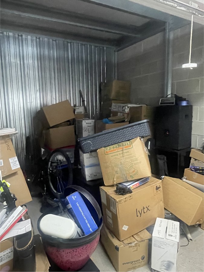 10 x 10 storage unit in Manchester, CT