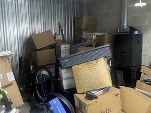 10 x 10 unit in Manchester