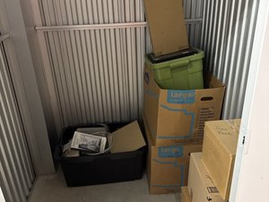 5 x 5 storage unit in Richmond, TX