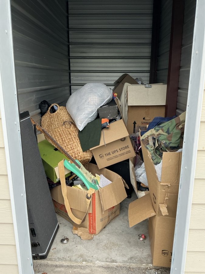 5 x 10 storage unit in Naples, FL