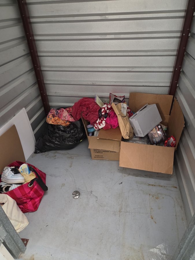 5 x 5 storage unit in Houston, TX