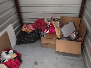 5 x 5 storage unit in Houston, TX