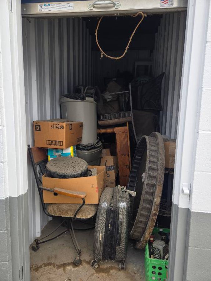 5 x 15 storage unit in Garland, TX