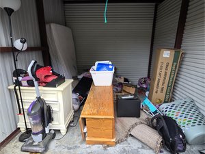 10 x 10 storage unit in Lawrenceville, GA