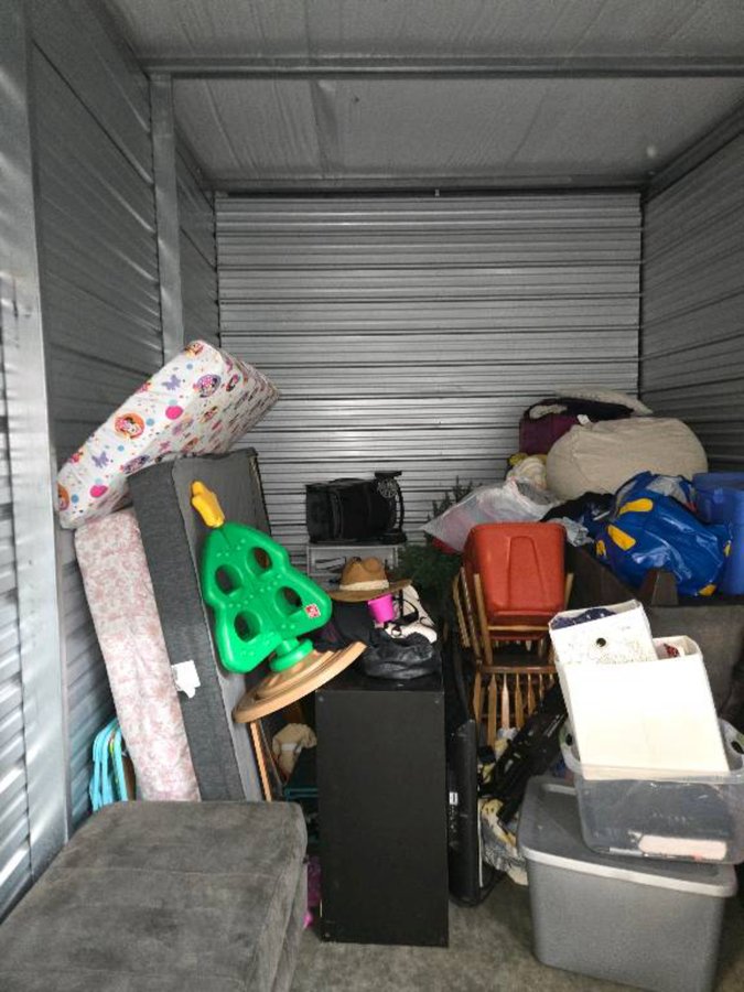 10 x 15 storage unit in Tacoma, WA