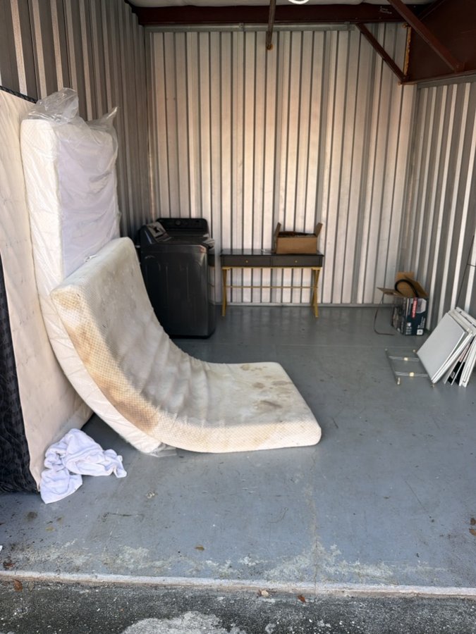 10 x 15 storage unit in Fort Myers, FL
