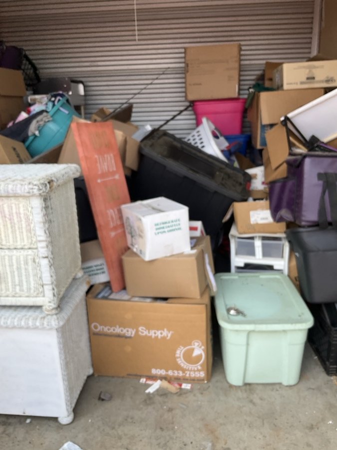10 x 10 storage unit in Huntsville, AL