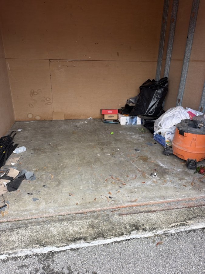 10 x 10 storage unit in Fort Myers, FL