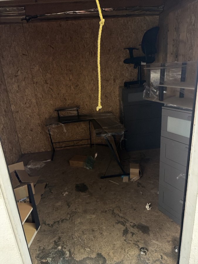 10 x 10 storage unit in Las Vegas, NV