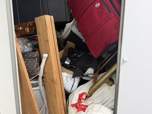 5 x 10 storage unit in Los Angeles, CA