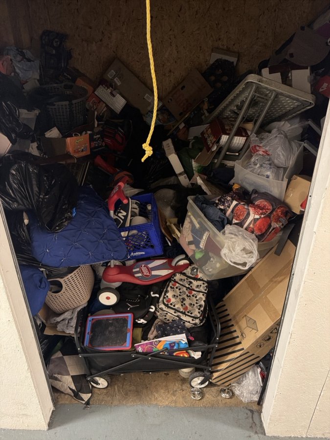 10 x 10 storage unit in Las Vegas, NV