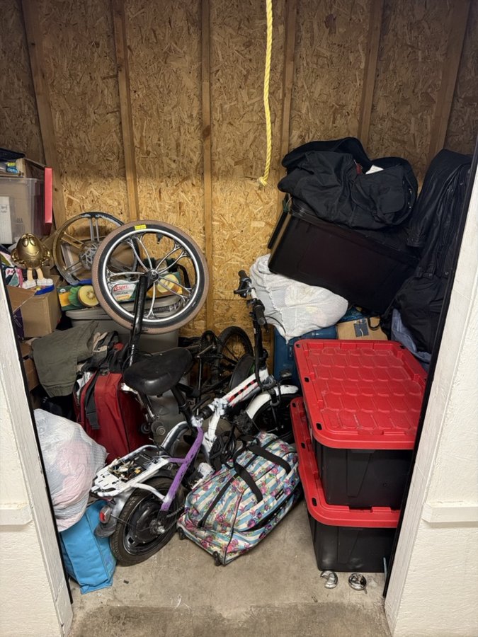 5 x 10 storage unit in Las Vegas, NV