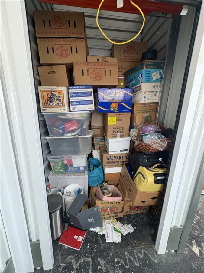 5 x 5 storage unit in Honolulu, HI