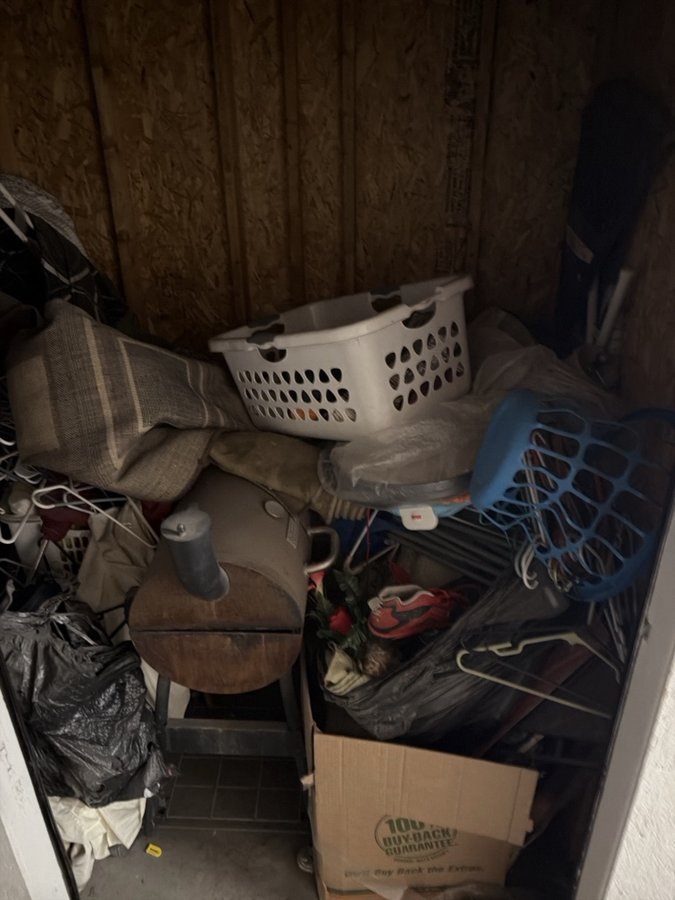 5 x 10 storage unit in Las Vegas, NV