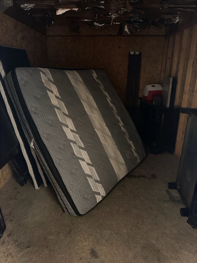 10 x 15 storage unit in Las Vegas, NV