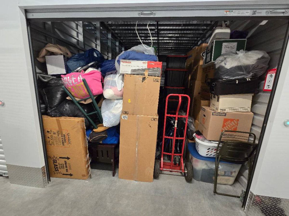 10 x 20 storage unit in Fitchburg, WI