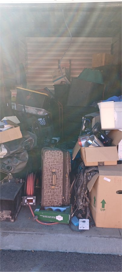 10 x 20 storage unit in Reno, NV