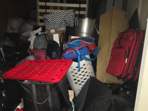 10 x 15 storage unit in Pinole, CA