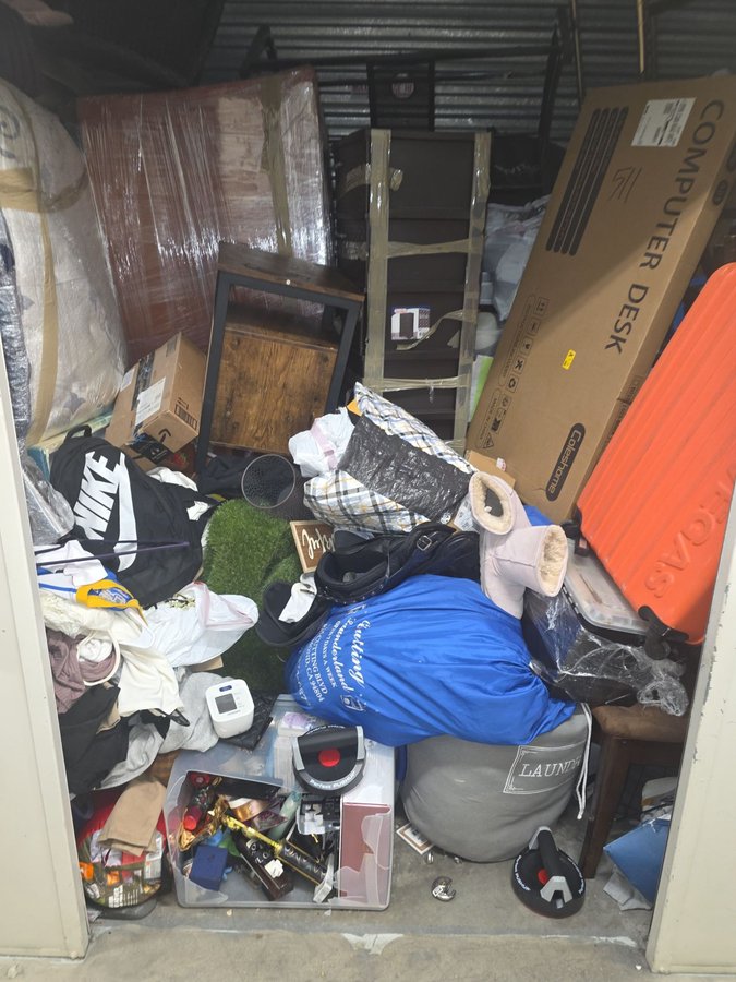 7 x 10 storage unit in San Pablo, CA