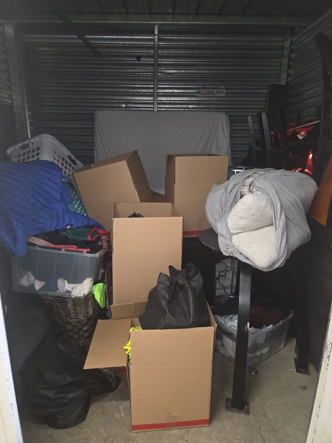 10 x 10 storage unit in San Pablo, CA