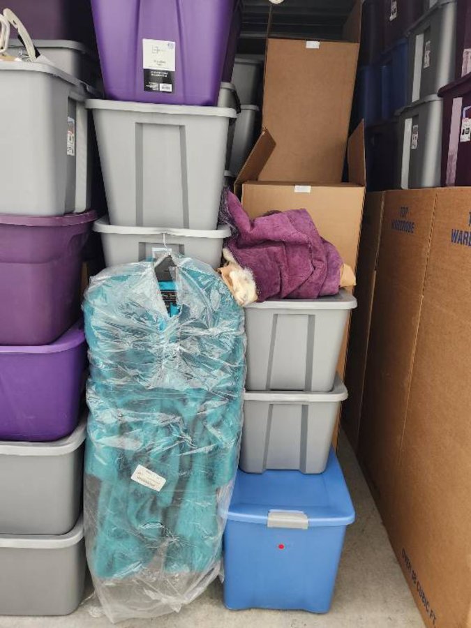10 x 15 storage unit in Palmdale, CA