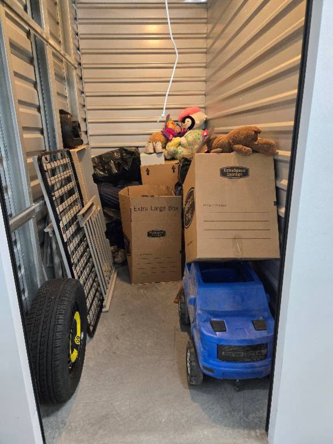 5 x 10 storage unit in El Paso, TX